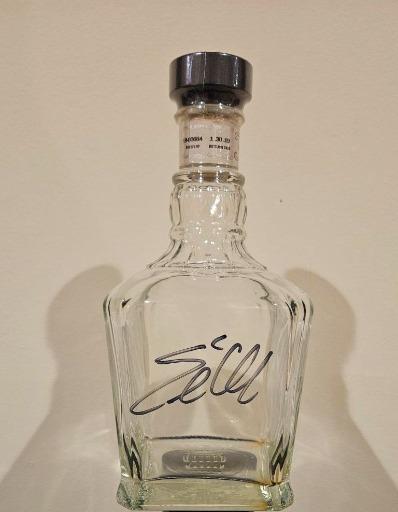 Exclusive Signed Whiskey Bottles - Limited Edition Collectibles