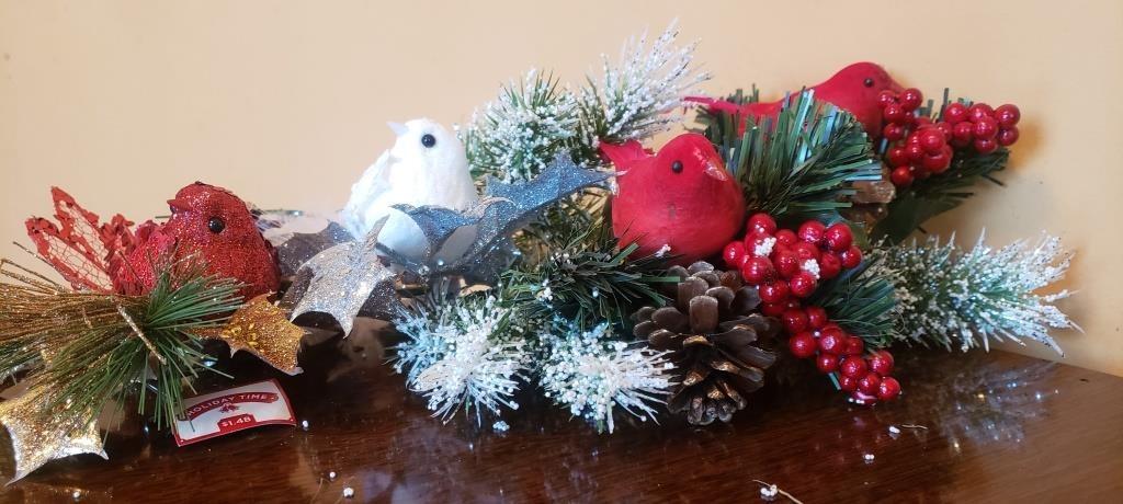 Festive Holiday Bird and Pinecone Arrangement - Charming Christmas Decor