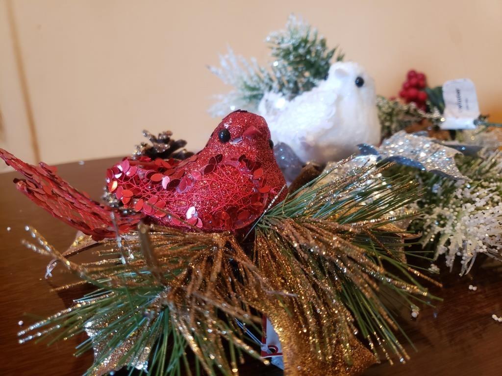 Festive Holiday Bird and Pinecone Arrangement - Charming Christmas Decor