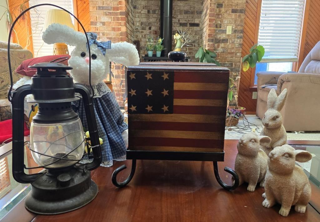 Patriotic Decor with Rabbit Figurines