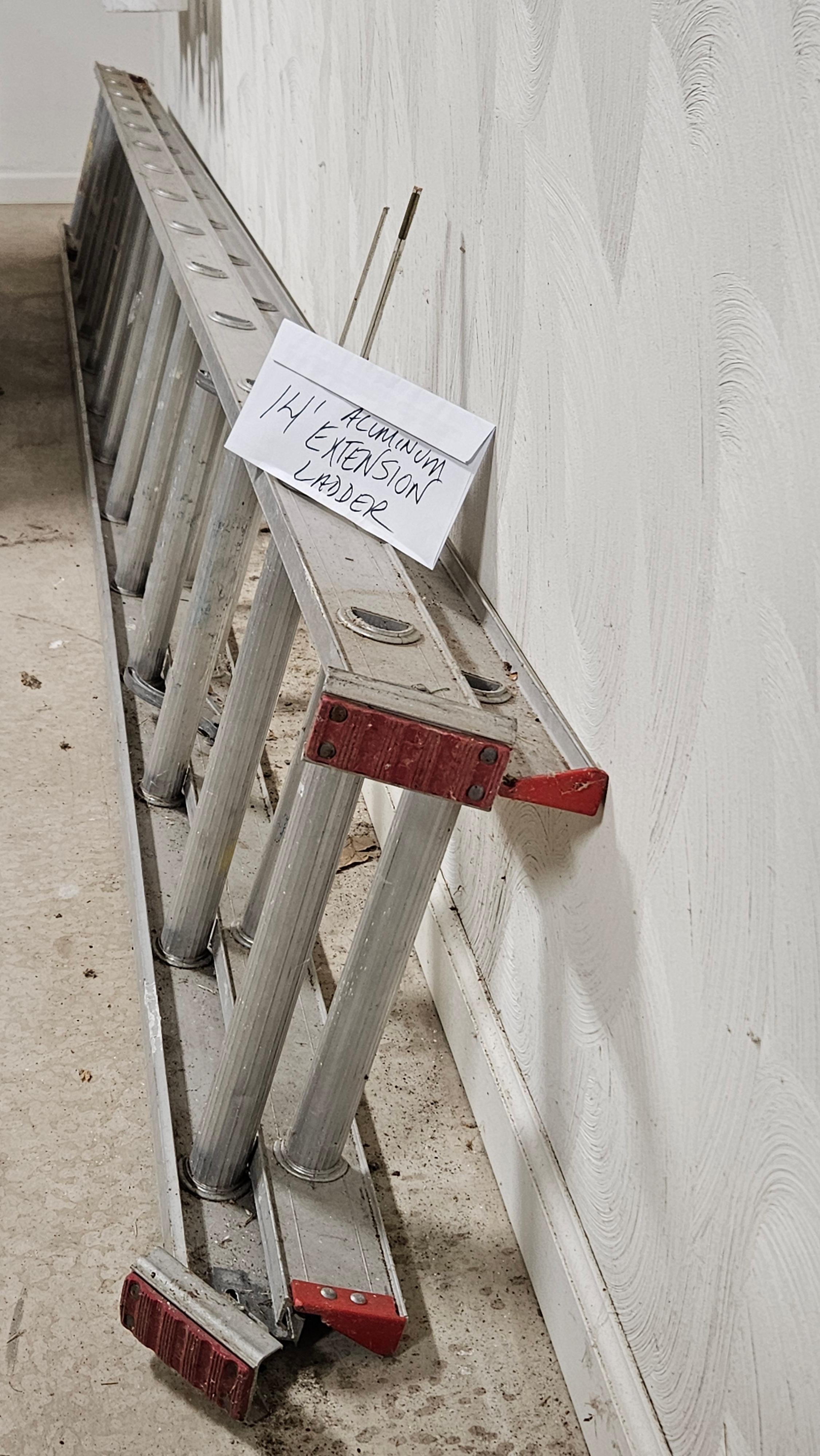 Aluminum Extension Ladder